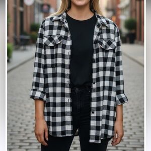 Porter Grey Button Up Shirt Large Buffalo Plaid Black White Long Sleeves